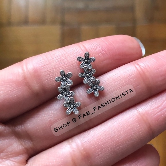 Pandora Daisy Pave Earrings Sterling Silver - Picture 4 of 14